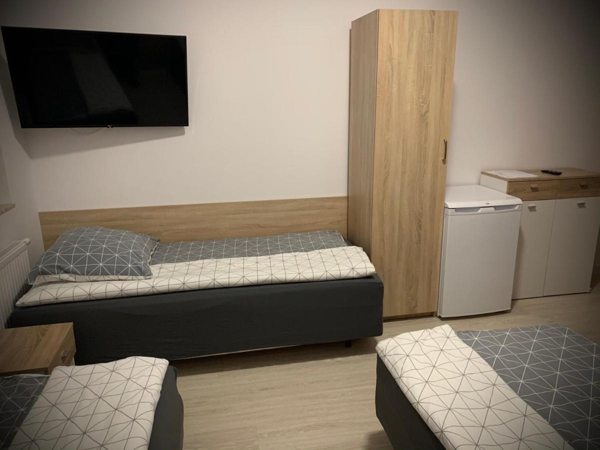 Hostel Sportowa Плоньск Экстерьер фото