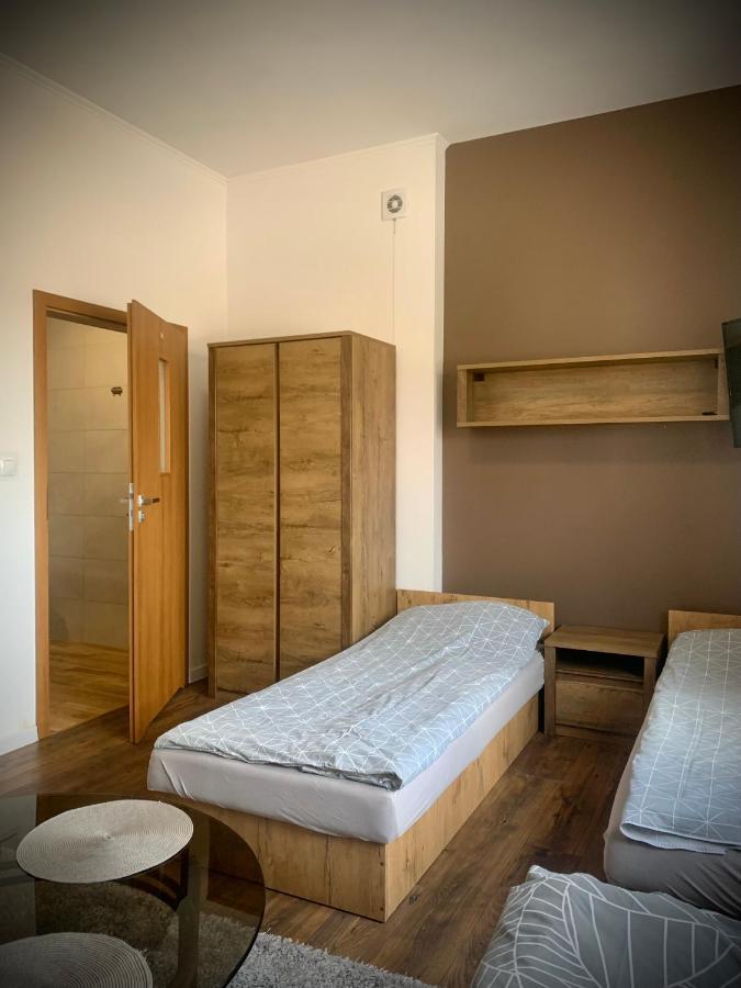 Hostel Sportowa Плоньск Экстерьер фото