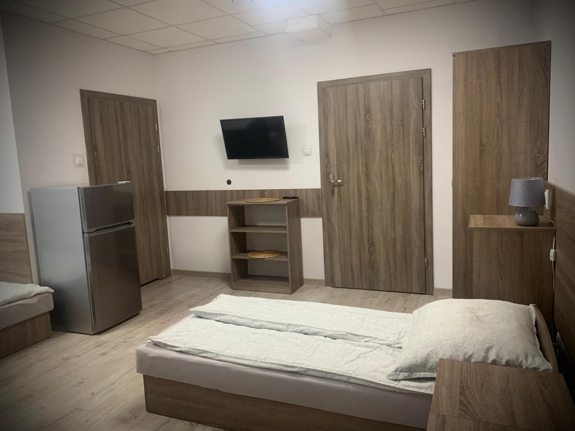 Hostel Sportowa Плоньск Номер фото